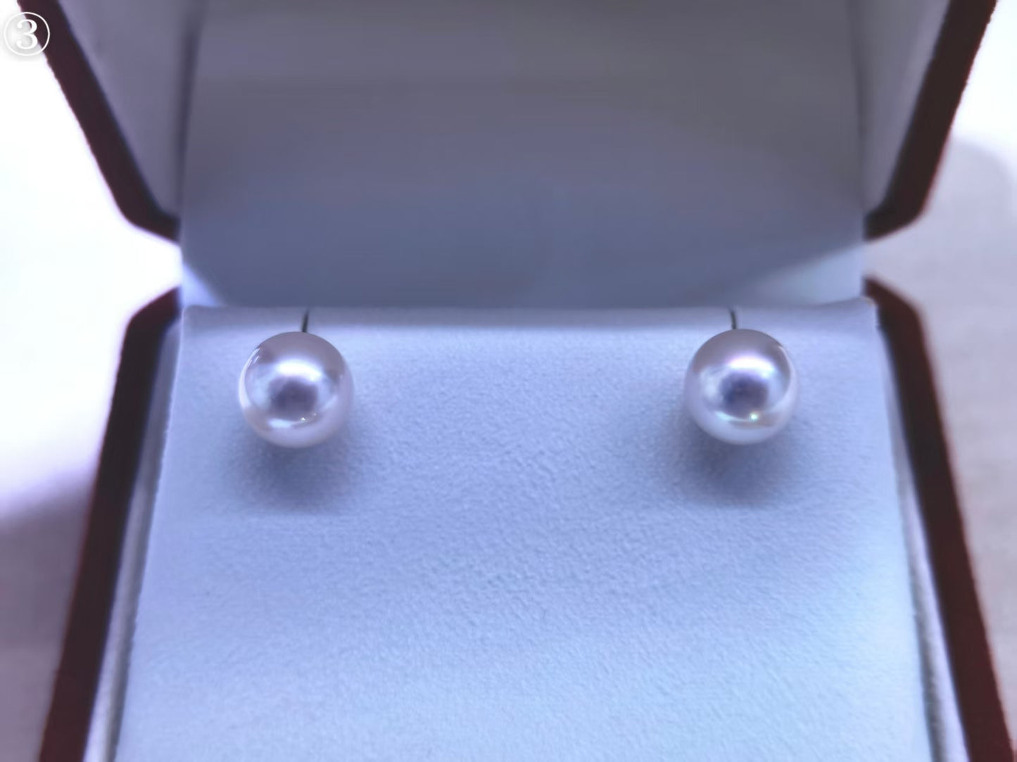 8–9mm white Akoya pearl stud earrings in 18K gold, exact pair reserved